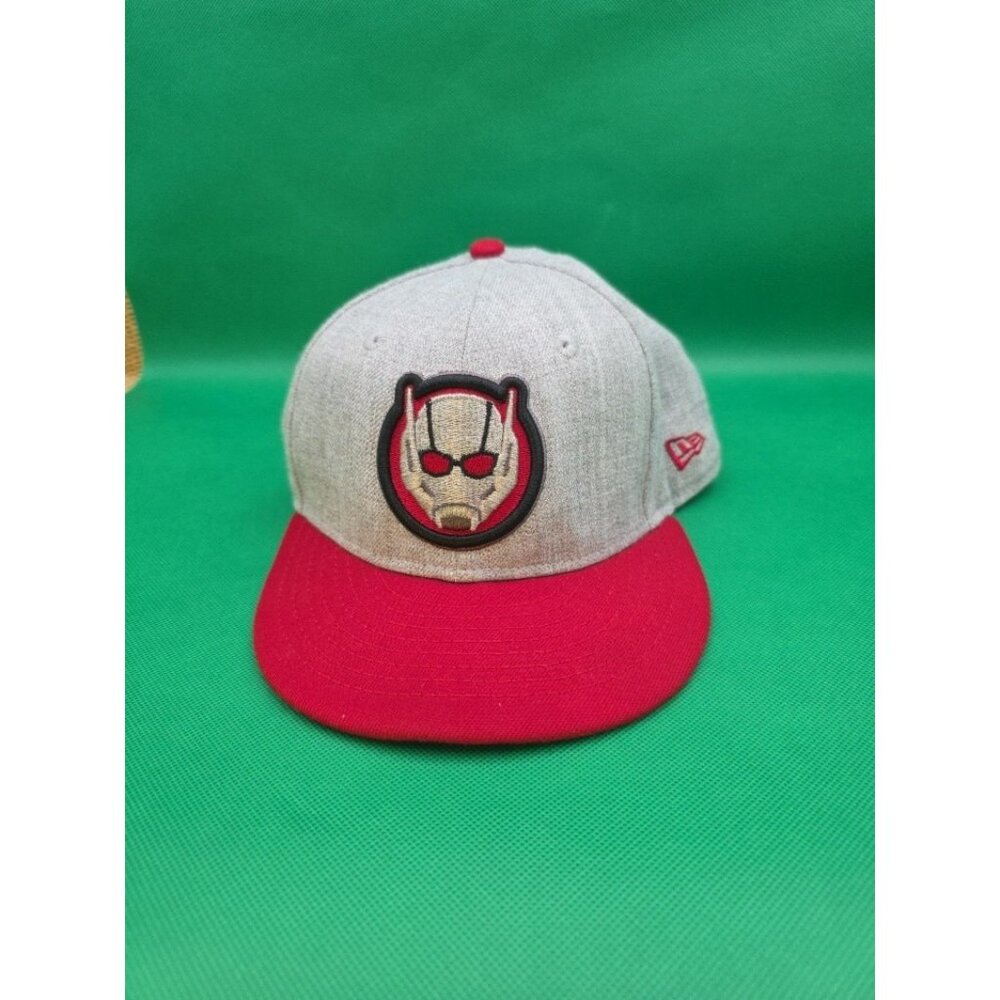 New Era 9Fifty Marvel ANTMAN Snapback Cap Collectible Red Adjustable Youth RARE
